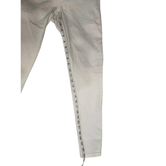 Levi's Women's White Denim Jeans Size 2 W26 Slim Tapered Stretch Mid Rise - Picture 4 of 8